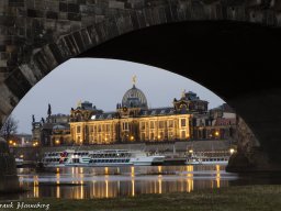 Bauwerke Elbufer Dresden Brücke